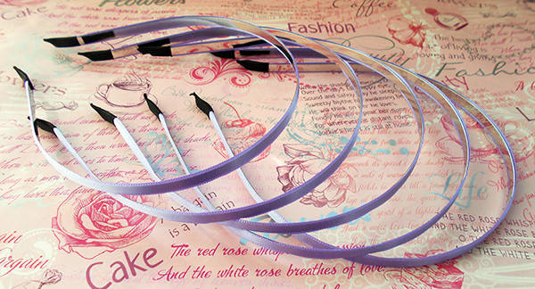 

Обруч 7мм метал, атлас фіолетовий (13290)