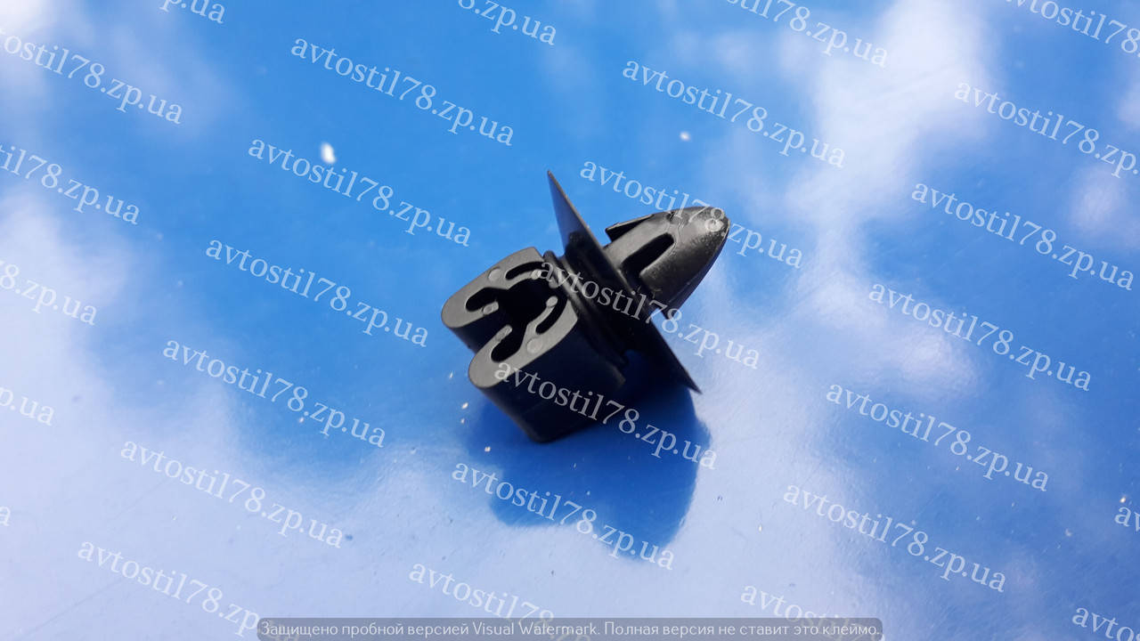 

Клипса троса капота,шланга тормозного Лачетти Нубира Такума GM 94530268