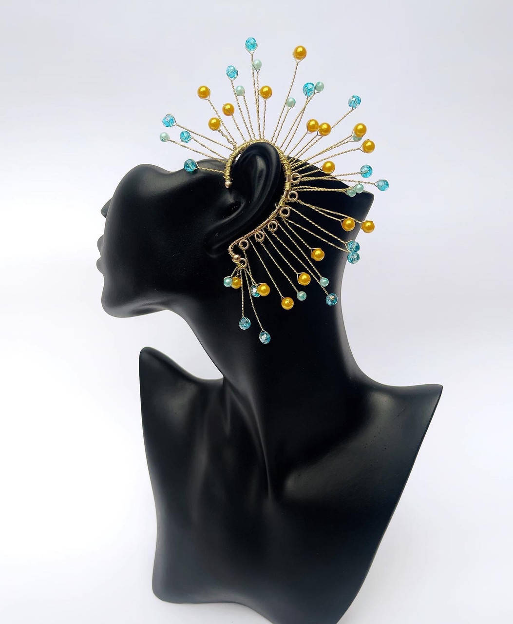 

Серьга-кафф ручной работы в украинском стиле. Моно серьга украинская символика