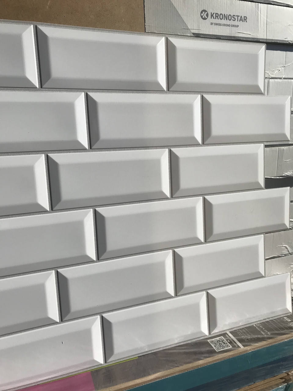 

Панель листовая декоративная ПВХ Кабанчики жемчужные