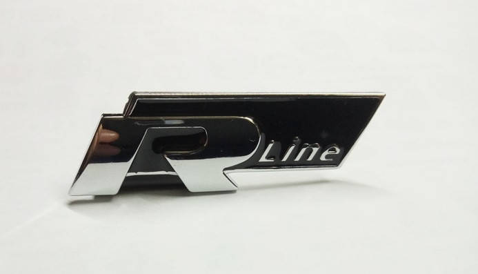 

Шильдик надпись R line черная на решетку радиатора