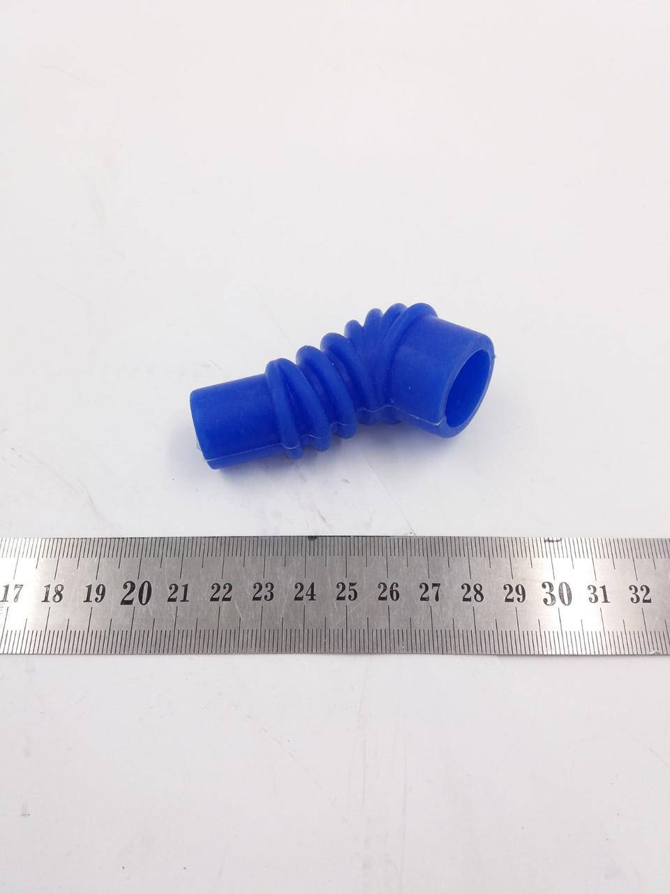 

Патрубок (сопуна) регулятора холостого хода Газель,Волга,двигатель 405 (гофра мал. угол)