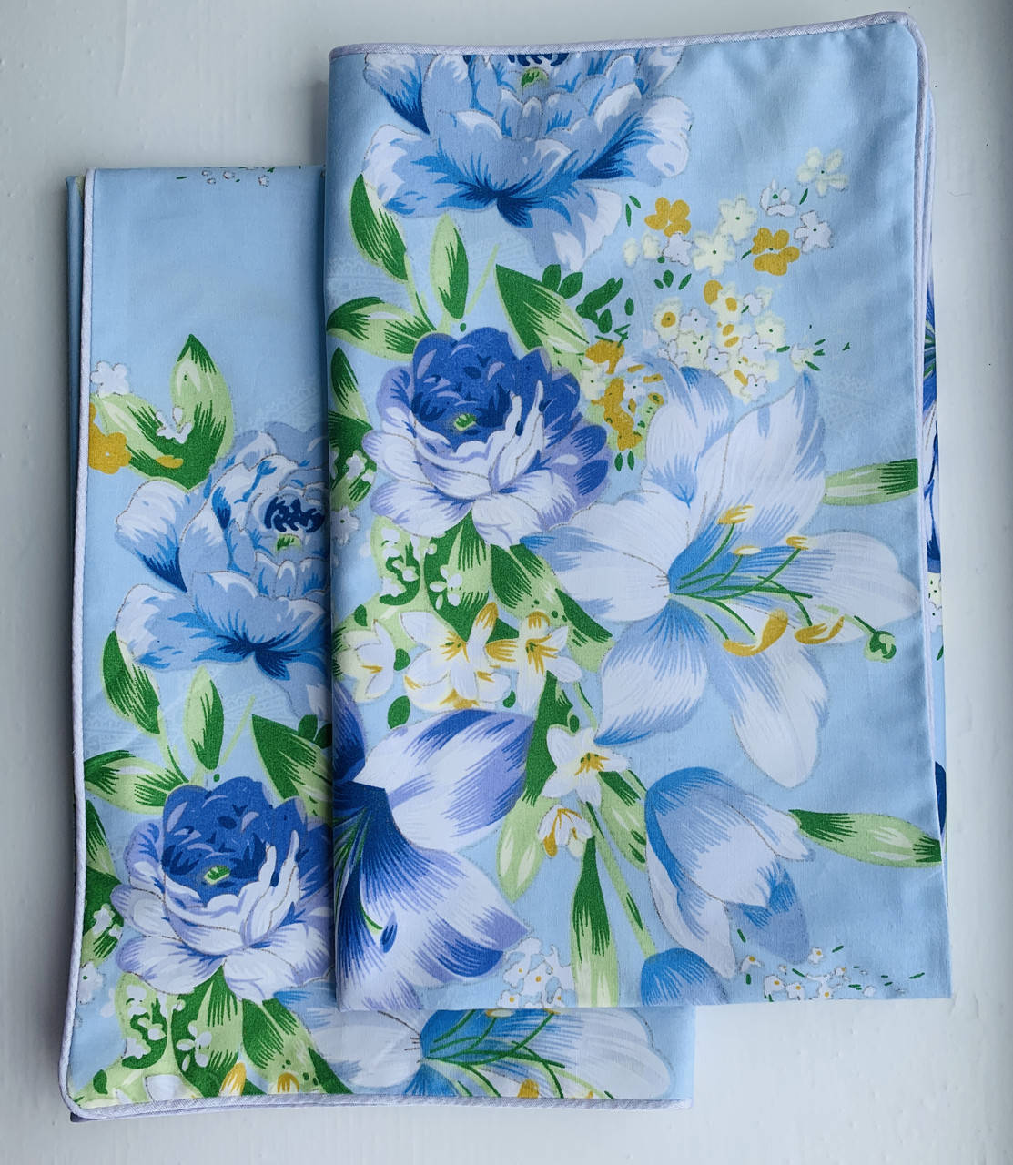 

Наперники 60 * 60, тик, Голубой