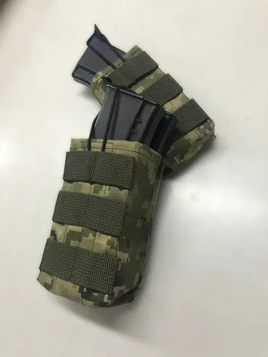

Подсумок под два магазина АК пиксель