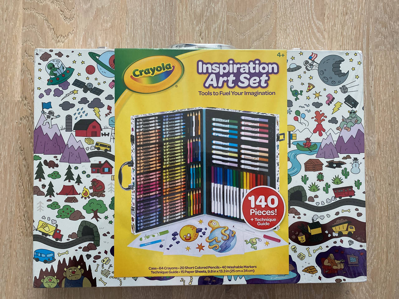

Чемодан для творчества Crayola Set 140шт Набор для творчества Арт кейс Crayola 140 предметов
