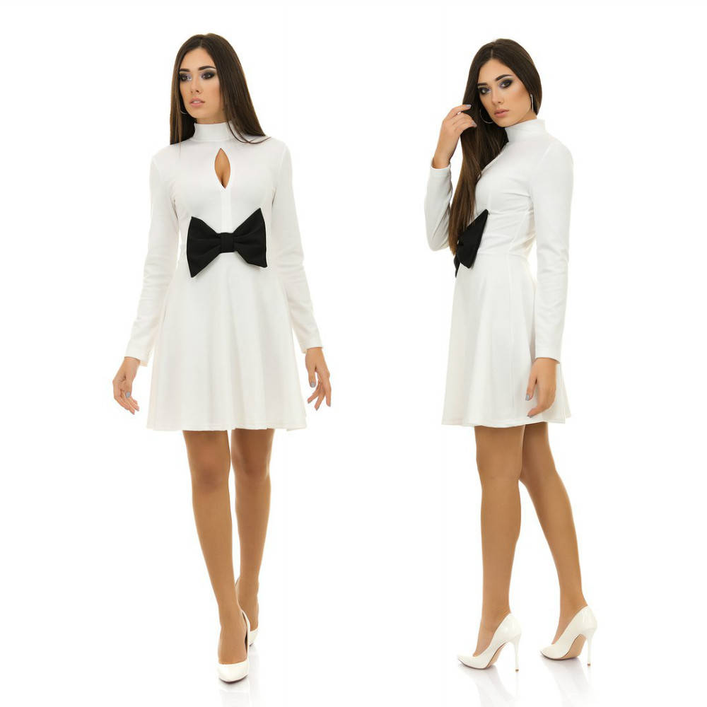 

Праздничное платье клеш с объемным бантом и вырезом-капля на груди