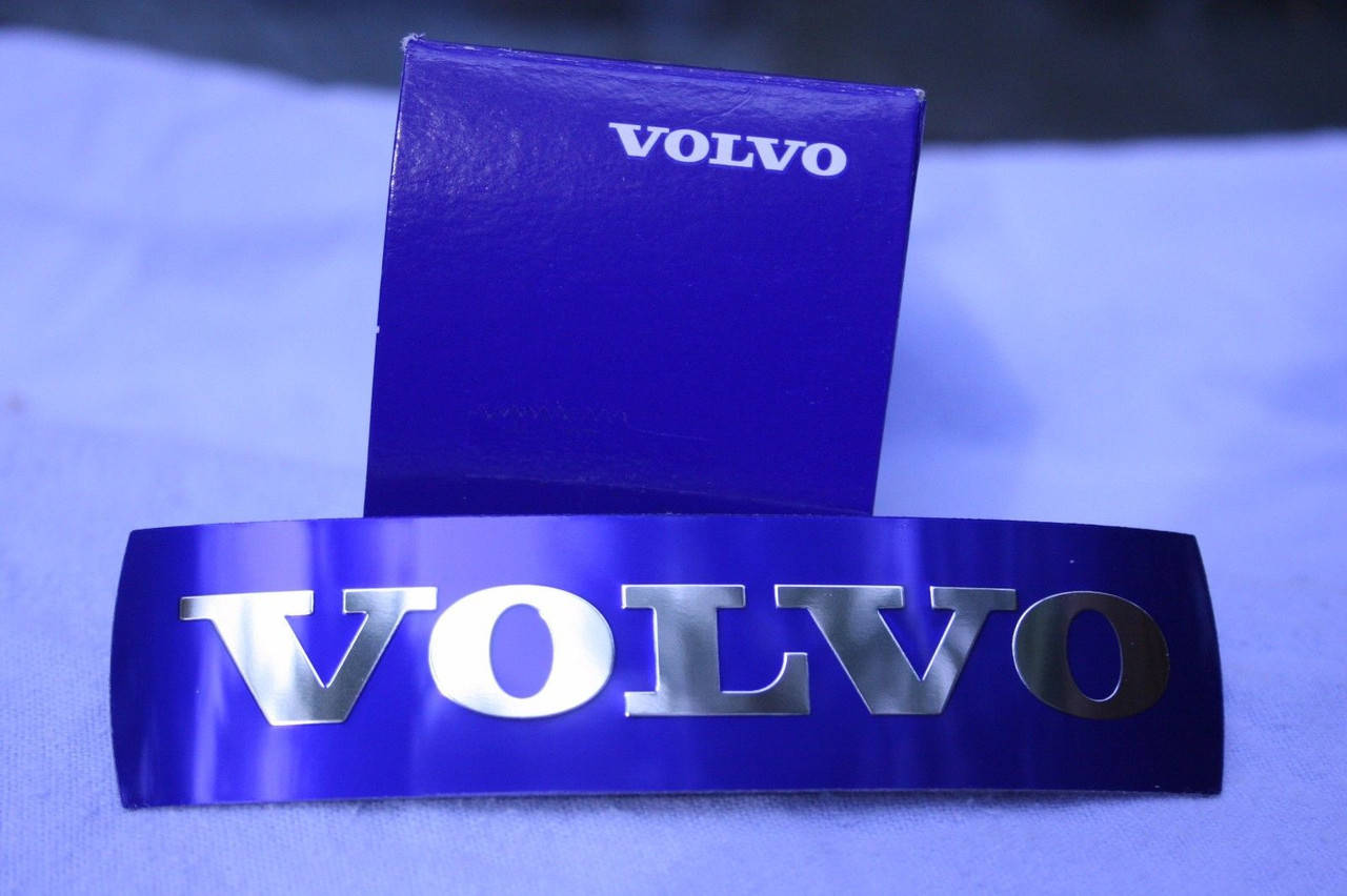 

Volvo V50 2008-2012 Эмблема значок в решетку радиатора Новый Оригинал