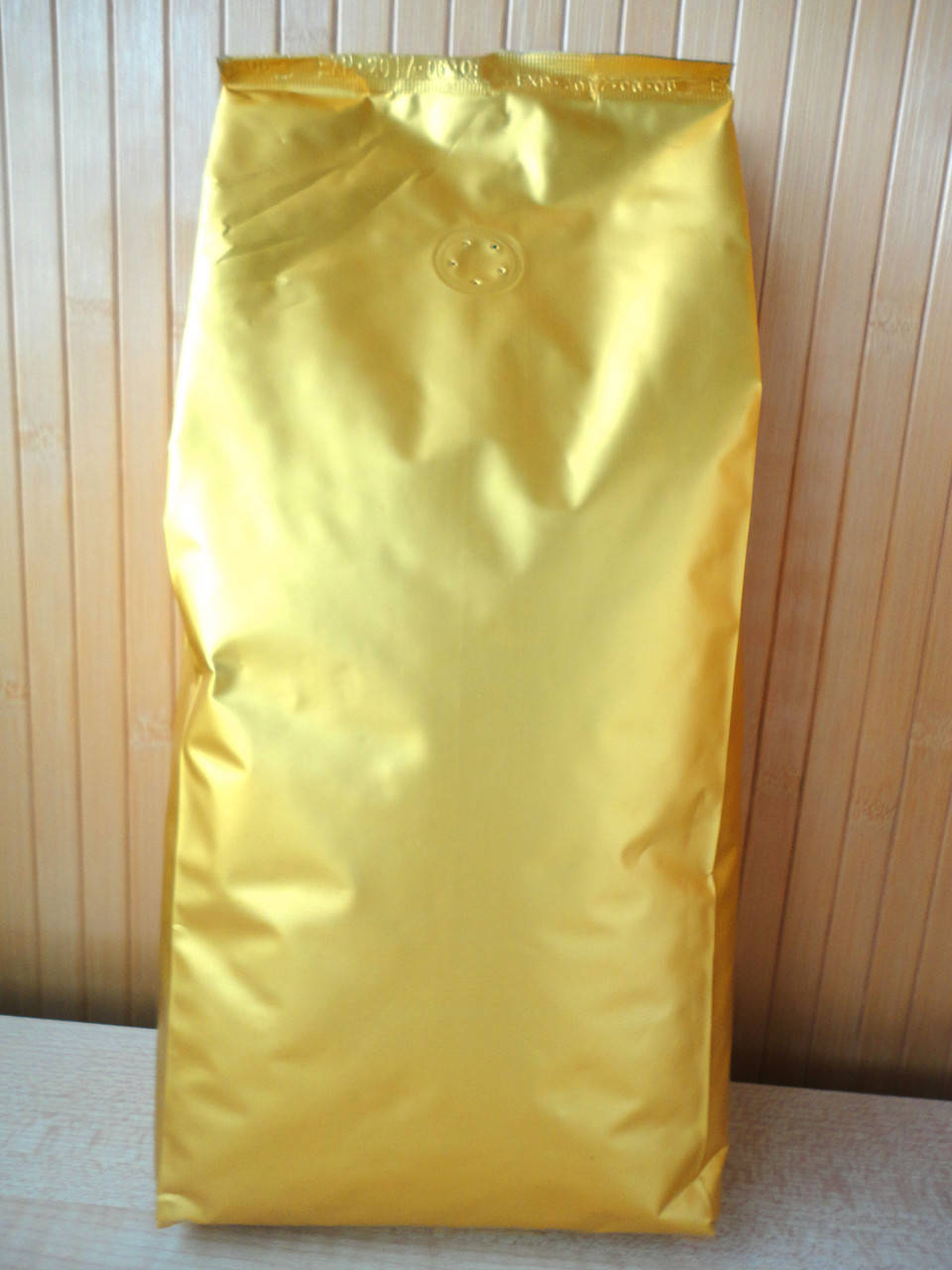 

Кофе в зернах Gold DEC, без кофеина 1 кг
