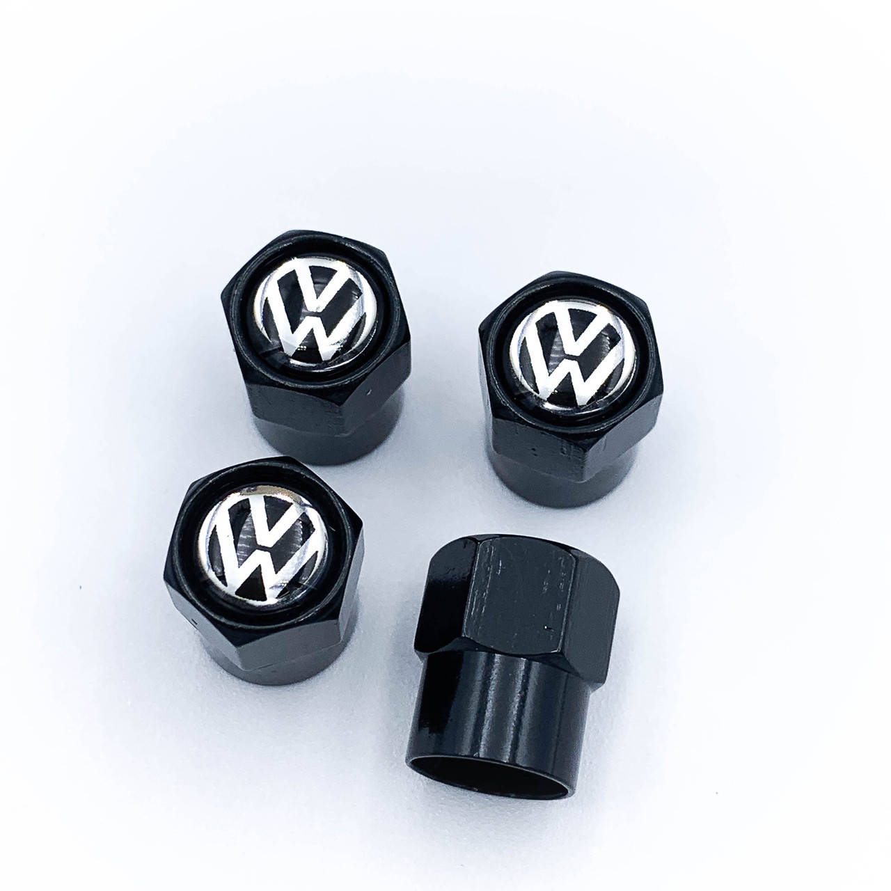 

Защитные колпачки на ниппеля VW Volkswagen (Фольцваген) 4 шт Черные