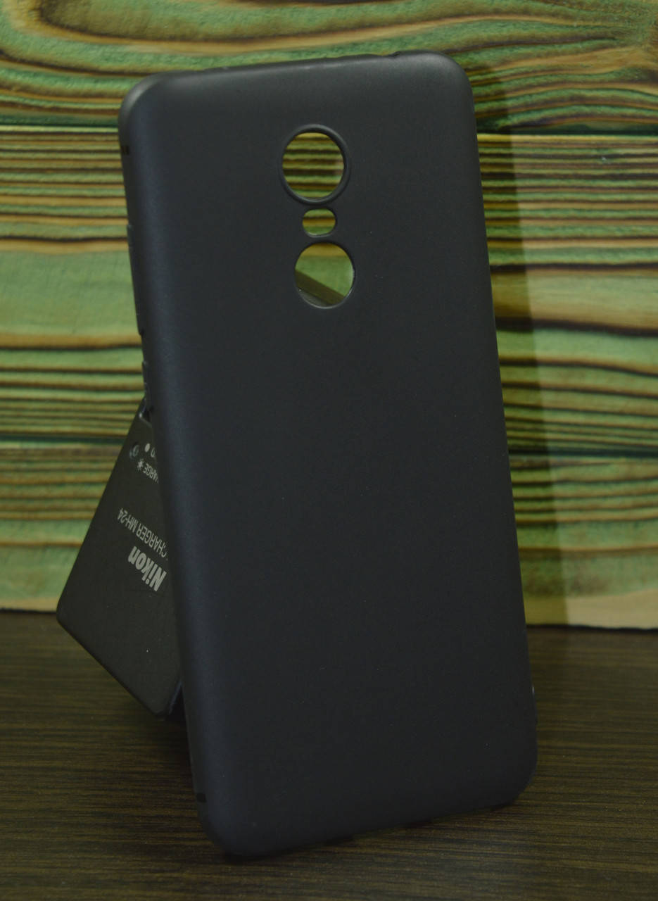 

Защитный чехол на Xiaomi Redmi 5 Plus черный