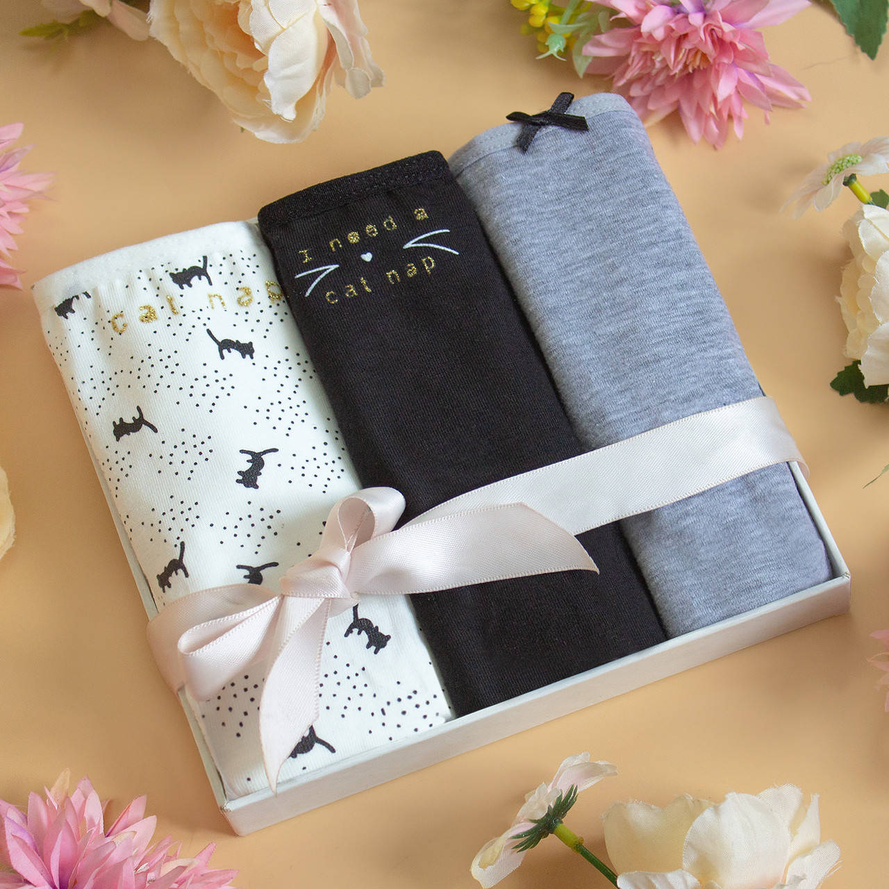 

Ростовка S, M, L: трусики слипы женские Dominant Турция тройки | 3 уп., Разные цвета