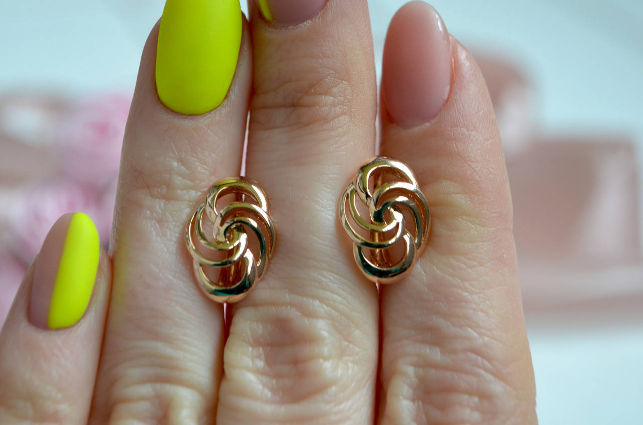 

Медицинское золото серьги, английский замочек.