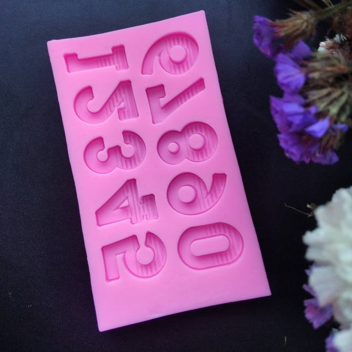 

Силиконовый молд "Цифры"