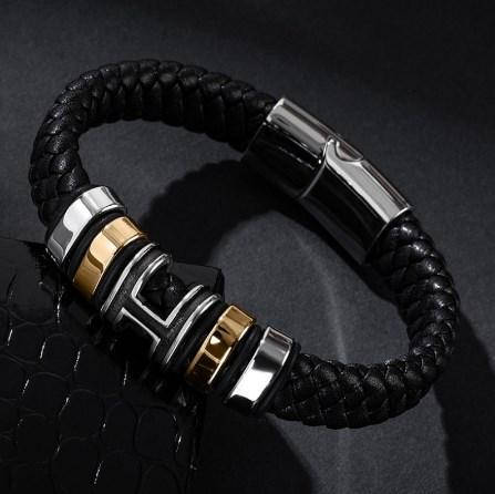 

Брасле мужской кожаный на руку