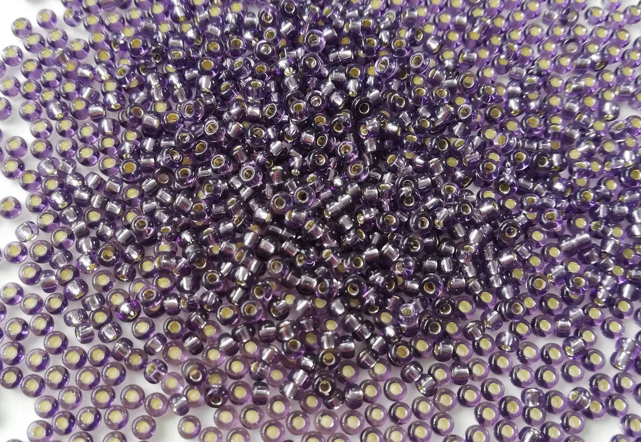 

Японський бісер Miyuki Круглий 11/0 0024 - Silver Lined Amethyst