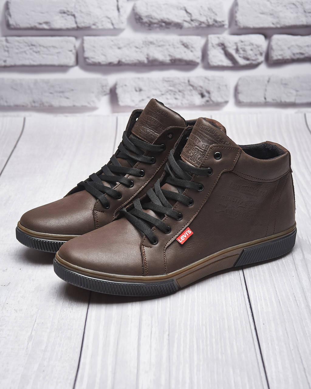 

Мужские зимние кожаные ботинки Levis model-X500 ,размеры 40,41,42,43,44,45, Коричневый