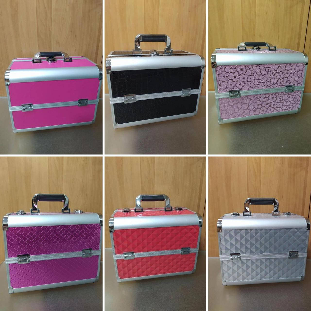 

Хит продаж! Алюминиевый кейс для косметики с выдвигающимися полками