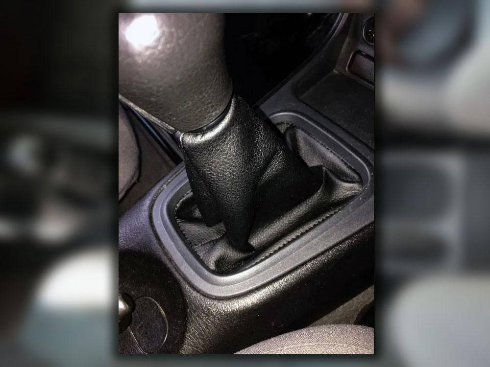 

Чехол ручки кпп Nissan Almera Classic 2006-2012 (Orticar)