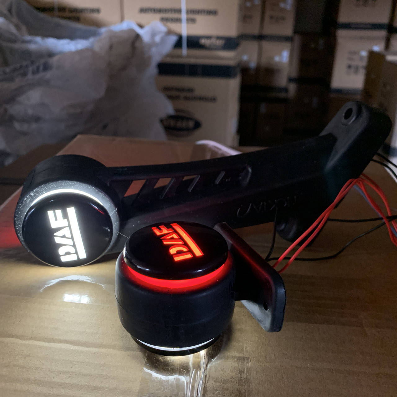 

ФОНАРЬ ГАБАРИТНЫЙ РОГ LED, 20СМ, DAF