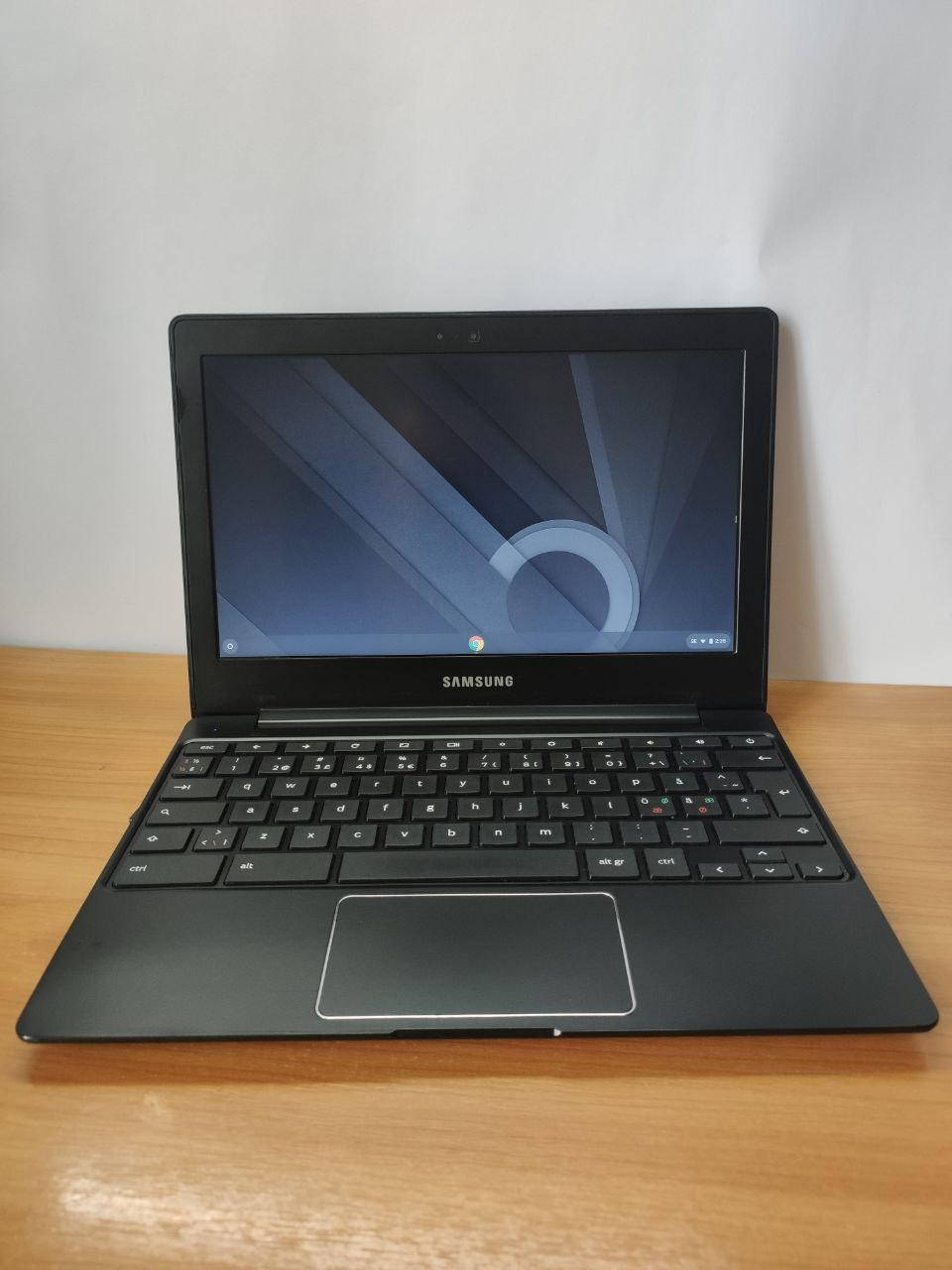 

Ноутбук Chromebook Samsung 503C XE503C12