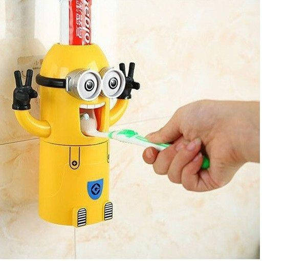 

Дозатор для зубной пасты RIAS Minions Wash Kit в виде Миньона