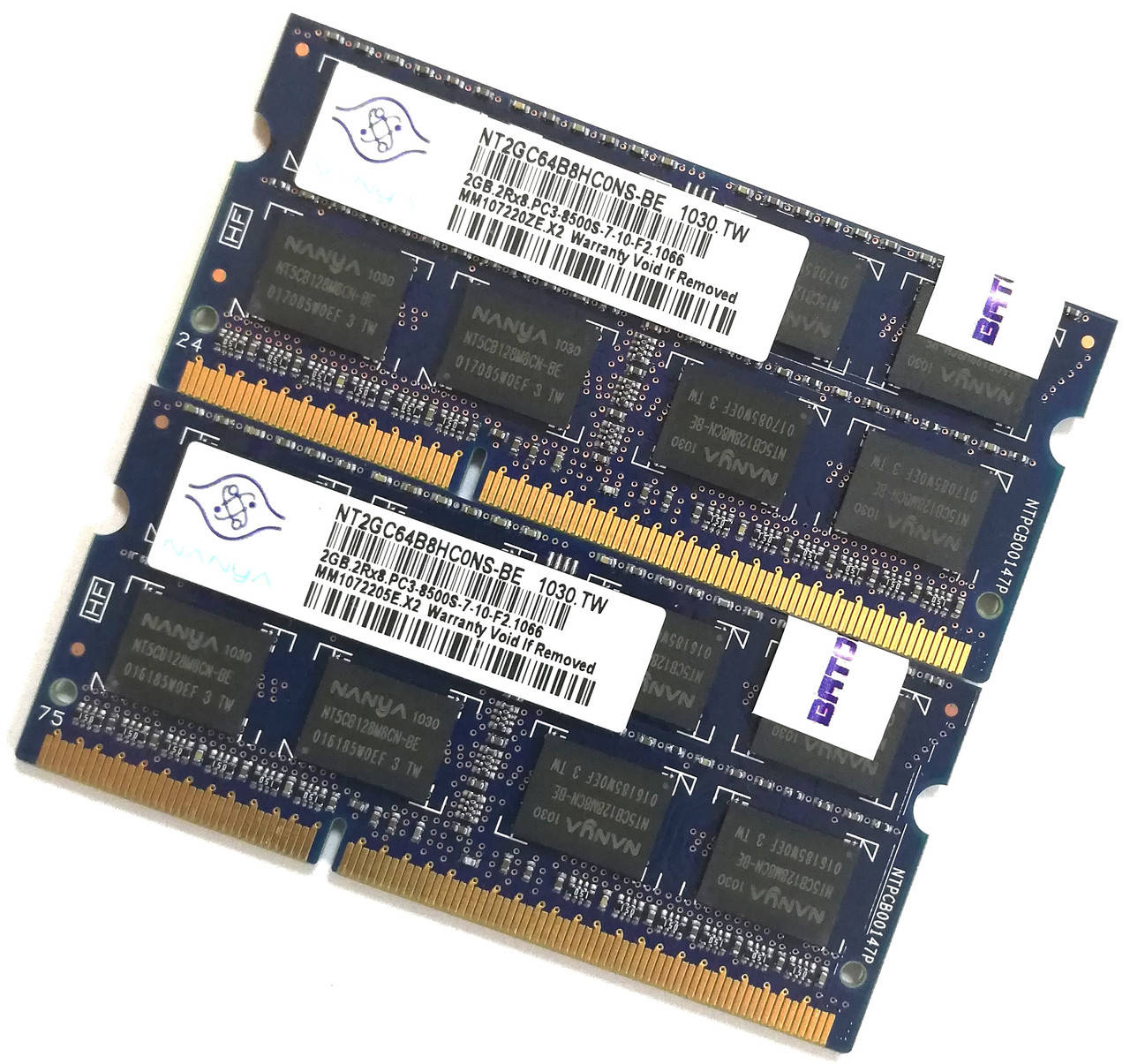 

Пара оперативной памяти для ноутбука Nanya DDR3 4Gb (2Gb+2Gb) 1066MHz 8500S 2R8 CL7 (NT2GC64B8HC0NS-BE) Б/У