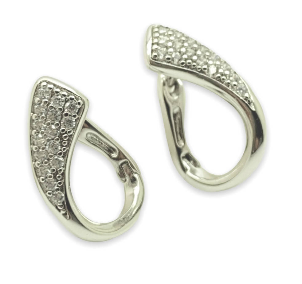

Серьги гвоздики Xuping. 18k. 12х4 мм