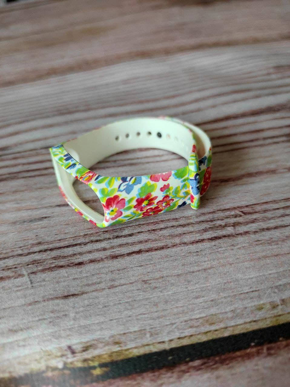 

Ремешок Painted Strap для фитнес браслета Xiaomi Mi Band 3 / 4 - Букет