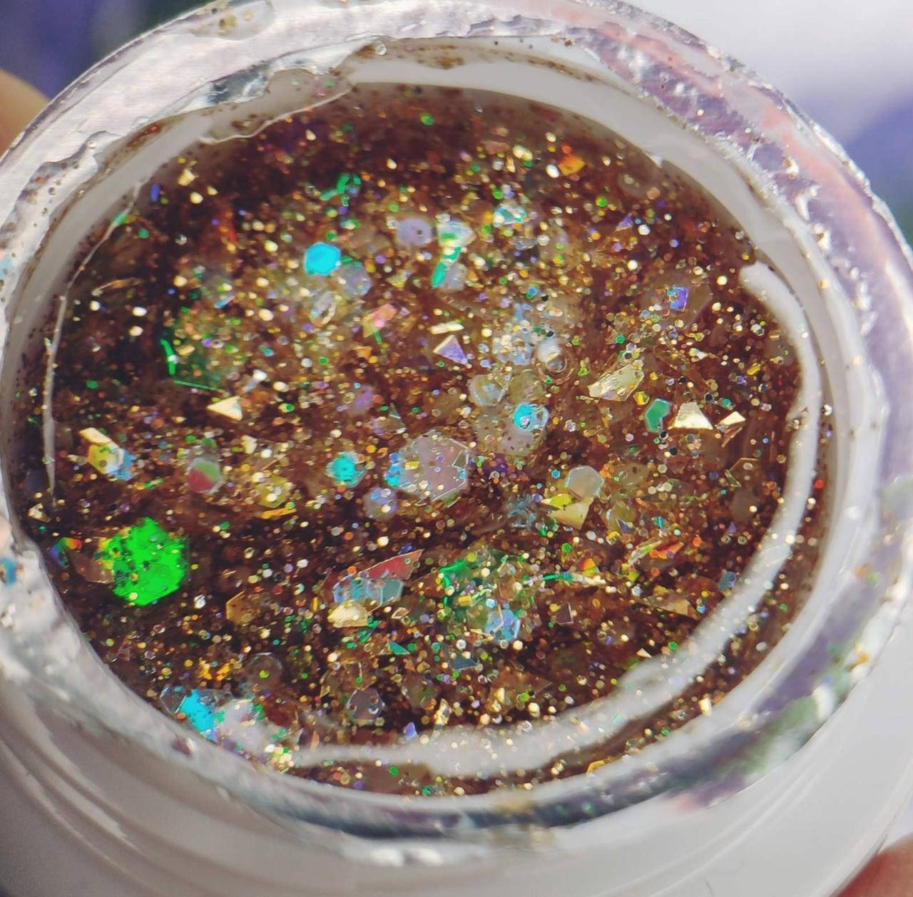 

Люминесцентный глиттерный гель для маникюра Global Fashion Luminous Glitter gel 02