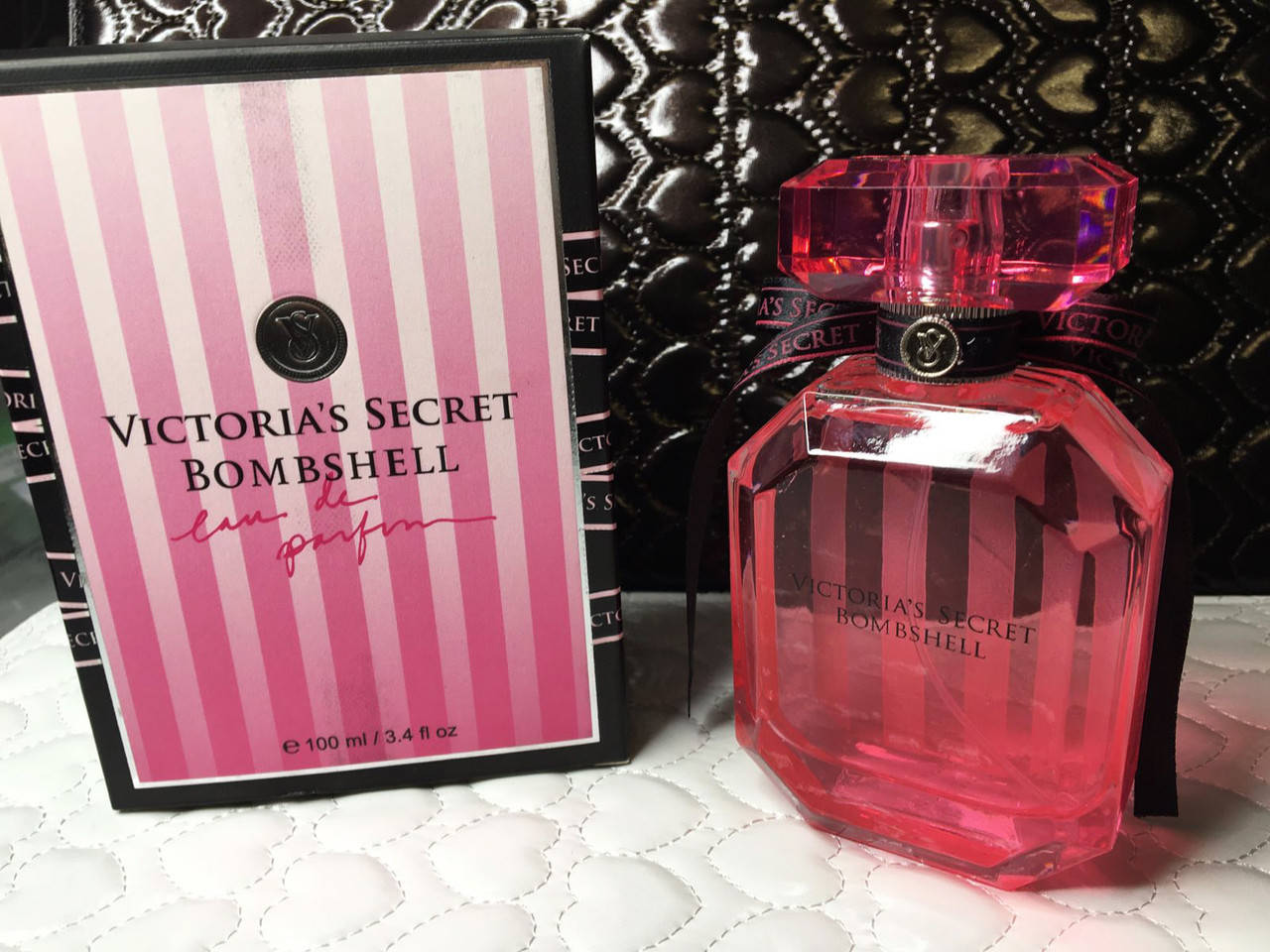 

Victoria's Secret Bombshell Парфюмированная вода 100 ml Виктория Сикрет Бумшелл