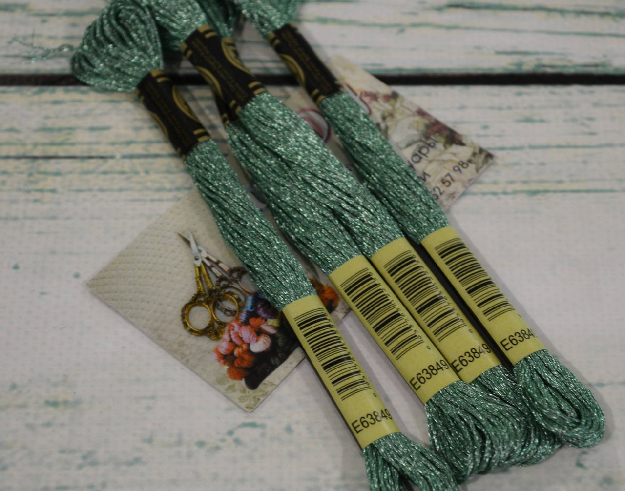 

Мулине Royal Broderie металлик (люрекс), цвет №Е3849