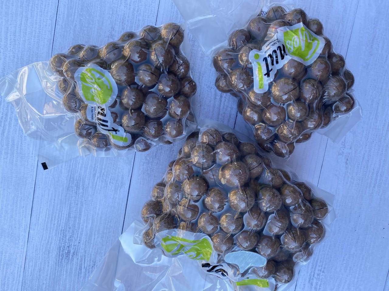 

Макадамія в шкарлупі 500 грам + ключик