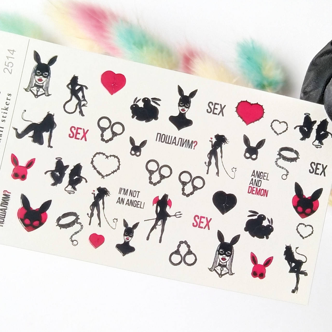 

Слайдер-дизайн 2514, Красный