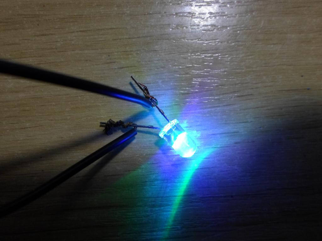

Светодиод 5 мм RGB Flash 20 шт. в лоте