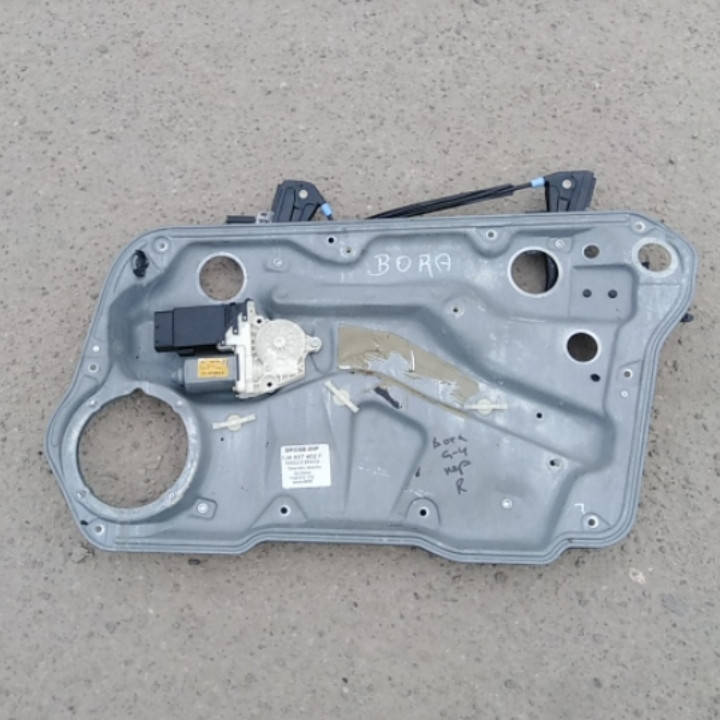 

Стеклоподъемник передний правый Volkswagen Golf 4, Bora, Гольф 4, Бора. 1J4837756F.