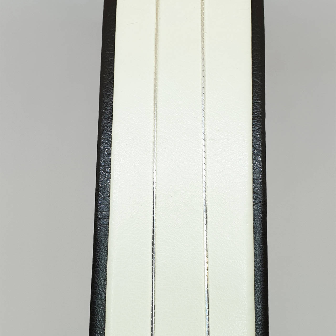 

Серебряная цепочка "Снейк"  1,23 г