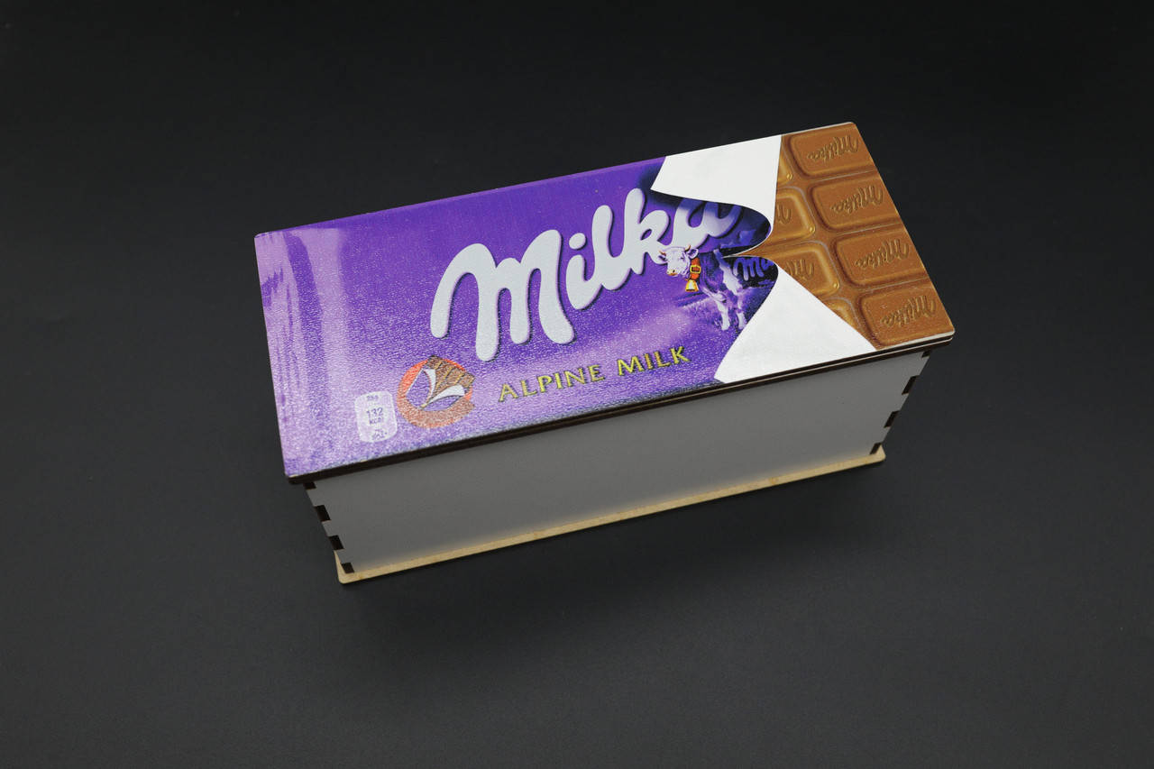 

Подарочная шкатулка. MILKA. 20х9х9см
