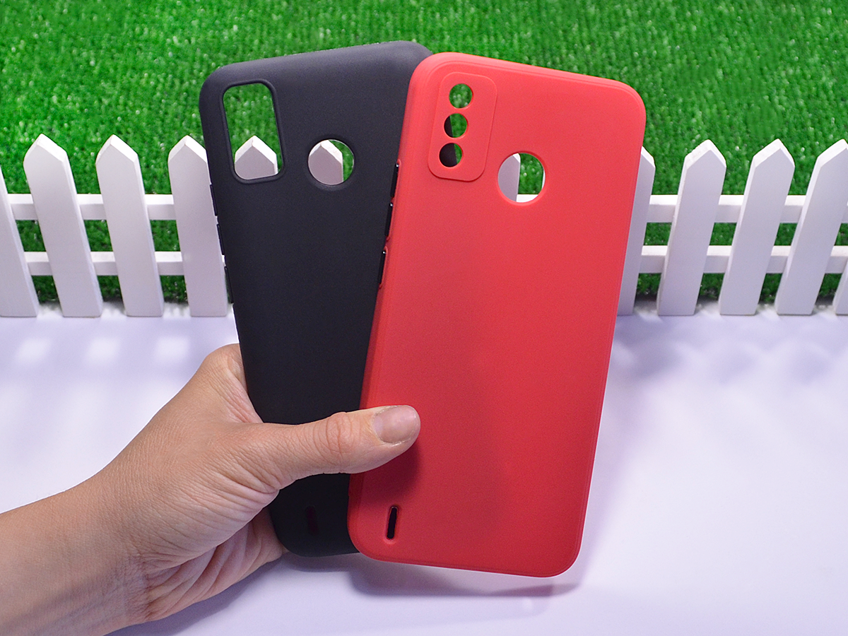 

Силиконовый бампер для TECNO Spark Go 2020