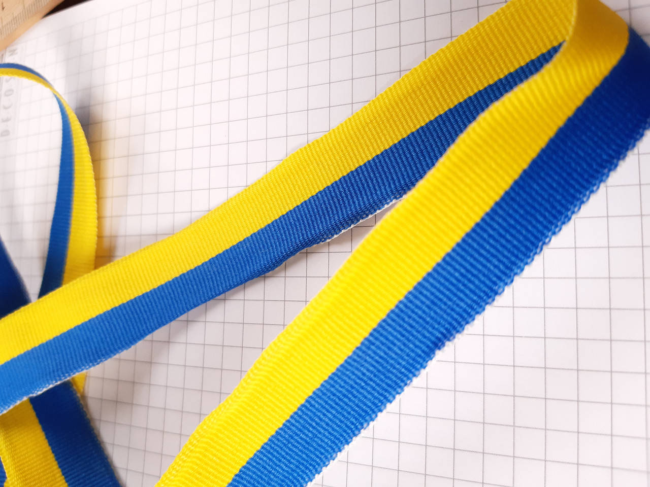 

Тесьма репс в цветах украинского флага ширина 20 мм.