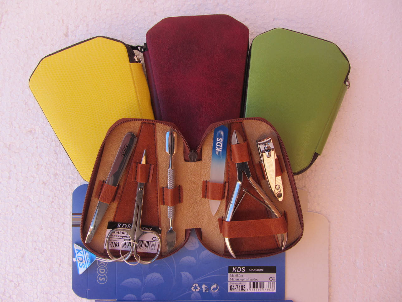 

Маникюрный набор KDS (6 предметов)