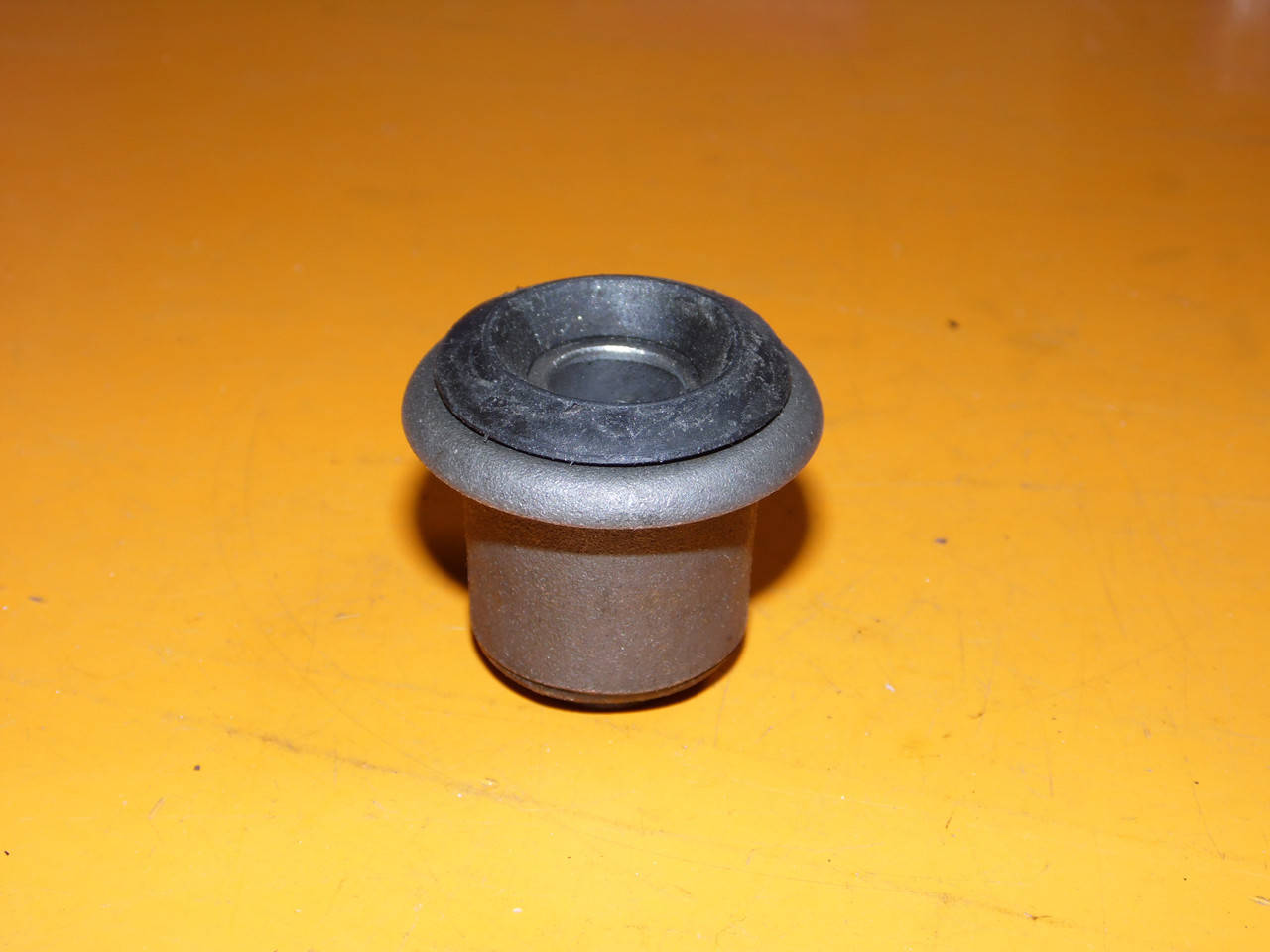 

Сайлентблок заднего рычага наружный Formpart 1556071S Ford escort orion 1980-1990