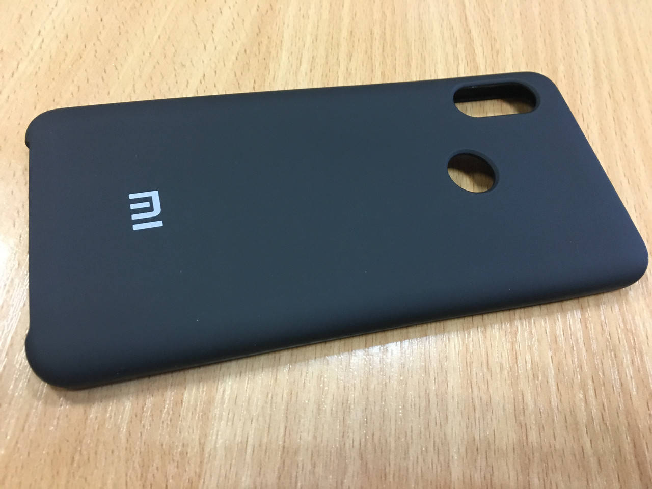 

Противоударный силиконовый чехол Soft с микрофиброй в середине для Xiaomi Redmi Note 5/Note 5Pro