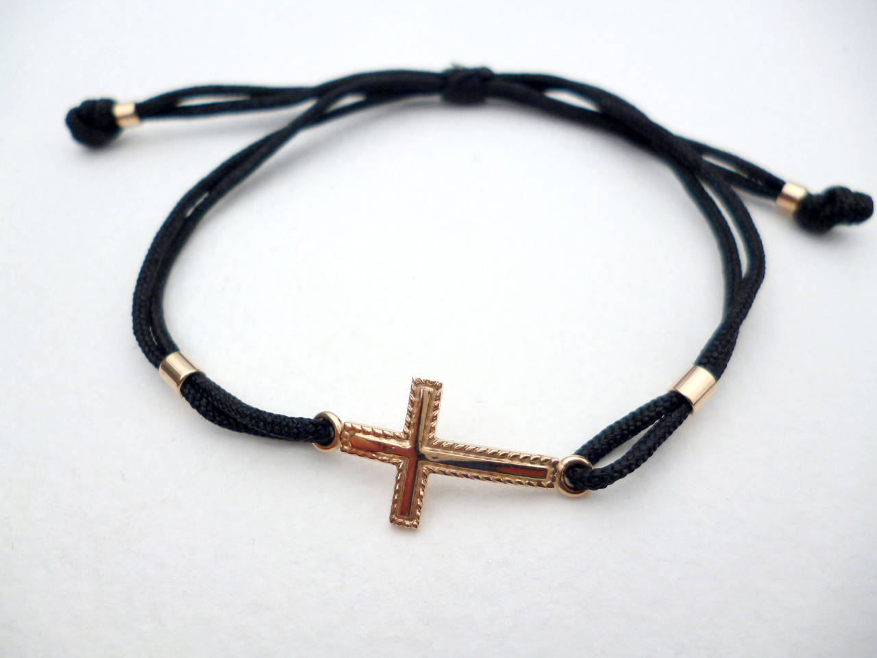 

Шелковый браслет с вставками золота 585 пробы