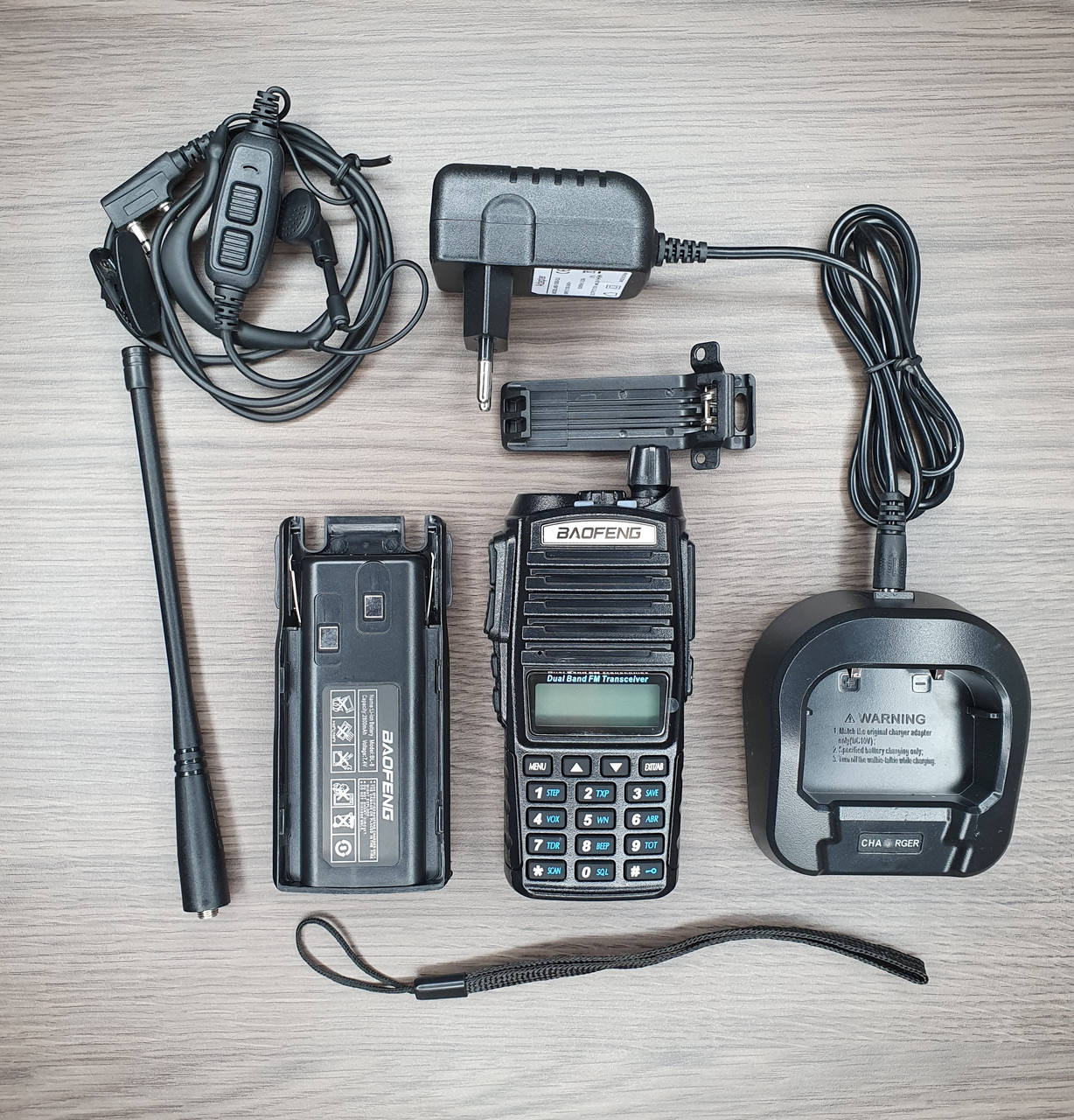 

Портативная рация Baofeng (Баофенг) UV-82 MK3 5 Ватт + гарнитура