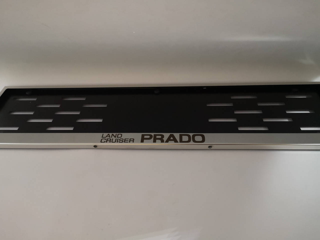 

Номерная рамка для авто Toyota Land Cruiser Prado