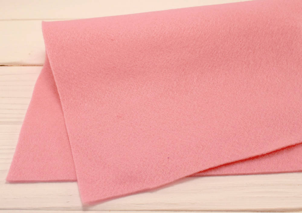 

Китайский мягкий фетр 1,3 мм (20х30 см) - №8 Пудра