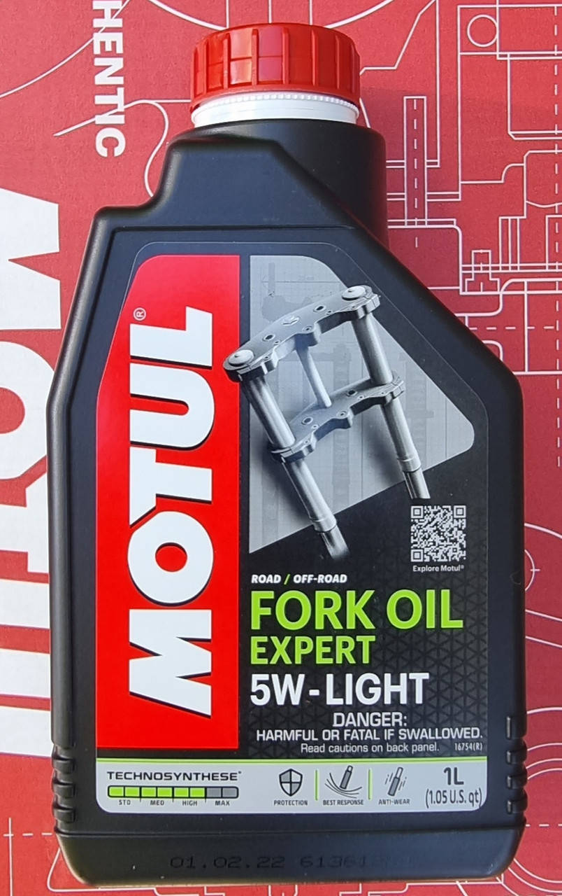 

Масло вилочное Technosynthese Motul FORK OIL EXPERT LIGHT SAE 5W (1L)