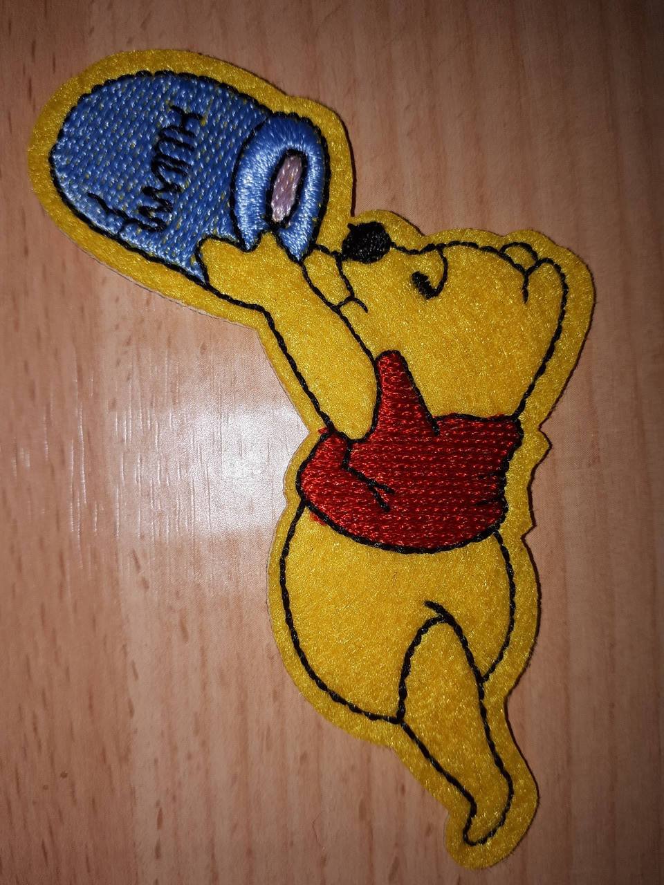 

Нашивка клеевая детская Винни с горшочком 55х90мм, Разные цвета