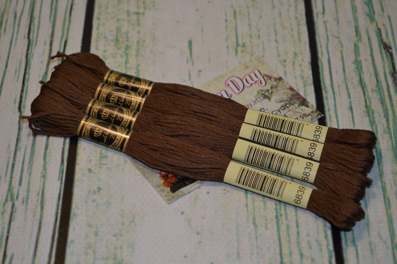 

Мулине Royal Broderie, цвет №839