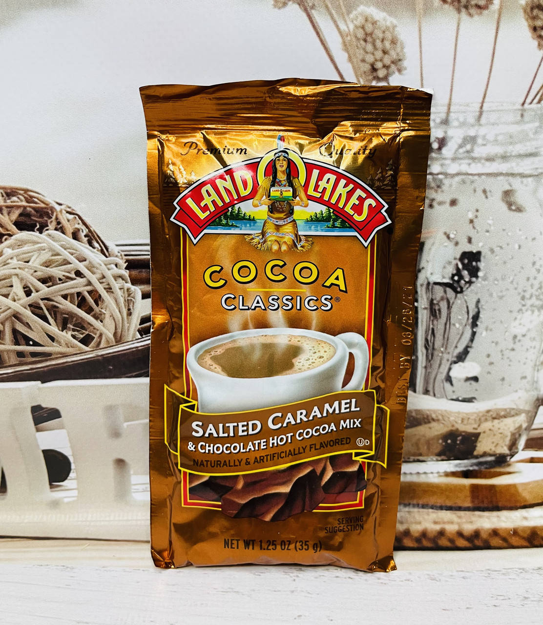 

Гарячий шоколад з соленою карамеллю LAND O'LAKES Salted Caramel